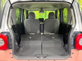 普段のお買い物や通勤、送迎等に十分な荷室スペースを確保しております。セカンドシートを倒すと、大きな荷物の積載も可能です♪