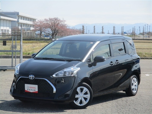 シエンタ ハイブリッド 1.5 ファンベース G（6AA-NHP170G）