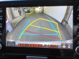 バックガイドモニターで、後方を確認しながら安心して駐車することができます。運転初心者も熟練者も必須の機能ですよ!