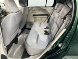 【後部座席】後部座席を実際に座って体感してください♪気になるような汚れやへたり等、大きなダメージはなく、良好な状態です♪