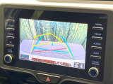 【バックカメラ】駐車時に後方がリアルタイム映像で確認できます。大型商業施設や立体駐車場での駐車時や、夜間のバック時に大活躍!運転スキルに関わらず、今や必須となった装備のひとつです!