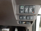 ■ 装備6 ■ 両側電動スライドドア クリアランスソナー 衝突軽減ブレーキ 車線逸脱警報 前ガラス熱線 横滑り防止装置 ビルトインETC車載器