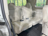 3列目シートはもちろん状態良好☆大人でもゆったりと座って頂けますので、大人数でのお出かけもラクラクです♪ご家族で、気の知れた仲間で、ドライブに行くのが楽しみですね♪
