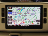 ナビを装備。タッチパネル式で使いやすく、お出かけもラクラクです。