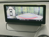 【360&deg;ビューモニター】専用のカメラにより、上から見下ろしたような視点で360度クルマの周囲を確認することができます☆死角部分も確認しやすく、狭い場所での切り返しや駐車もスムーズに行えます。