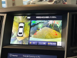 【アラウンドビューモニター】専用のカメラにより、上から見下ろしたような視点で360度クルマの周囲を確認することができます☆死角部分も確認しやすく、狭い場所での切り返しや駐車もスムーズに行えます。