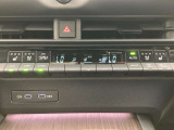 オートエアコンは温度を設定するだけで、自動で風量などを設定してくれます。運転しながら操作も必要ないので、安全性も向上します。