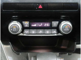 車内の温度を快適に保つ【オートエアコン】です。