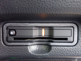 ■【ETC車載器】が装備されています。セットアップをしてお渡しとなり、ETCカードを差し込むだけで高速道路の利用が可能です。
