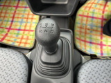 パワフルな走行性能の5MT車となっております