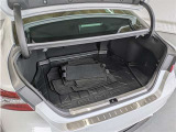 トランクルームもしっかりとしたスペースが御座いますよ! 意外と奥行きが深くかなりの量のお荷物を積み込むことが出来ます!