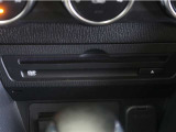 車内でCD DVDのメディアが楽しめます。