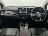 細部まで上質なインパネ周りはこのように機能的にまとまってます。もちろんクリーニング済みで、室内もキレイです。