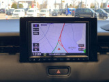 ■ナビはルート案内はもちろんですが、Bluetooth接続にも対応していますので、スマホの中の音楽を手軽に楽しむこともできます。