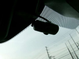 もし事故を起こしてしまったら・・運転中の映像と音を記録するドライブレコーダーです!万が一の備えに☆ドライブの思い出にも☆