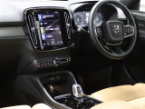 XC40 B4 AWD インスクリプション 4WD 4WD 本革シート