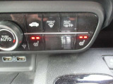 運転席・助手席シートヒーター付