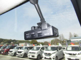もしもの時のドライブレコーダー搭載!事故や煽り運転の証拠にもなりますね