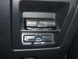 【ETC車載器】ビルドイン型で見た目もすっきりです!運転席の足元にございます。料金所での手間を解消します。通行券を取る際幅寄せに気を使う必要もありません。