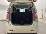 コンパクトボディーなのに、荷室はこんなに広々!たくさん荷物が積めますよ。