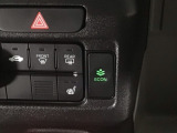 ★ECONスイッチ★ エコドライブを加速しよう!スイッチをONにすると、運転の仕方によるロスを抑え込み燃費をよくするようクルマが頑張ります(*^ー^*)燃費向上にチャレンジ♪