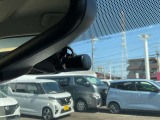 日産純正ドライブレコーダーです。前方向けとルームミラーから車室内後方を撮影します。