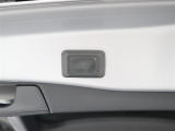リアゲートは電動開閉ができます