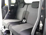 ゆとりある広々とした車内空間は、ドライブを始め買い物やレジャーなど、幅広く活躍します。一人でもみんなとでもお出かけを楽しみましょう!