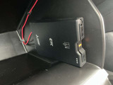 助手席グローブボックス内にETC車載器も付いてます!