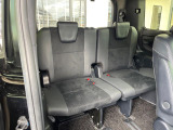 3列目シートはもちろん状態良好☆大人でもゆったりと座って頂けますので、大人数でのお出かけもラクラクです♪ご家族で、気の知れた仲間で、ドライブに行くのが楽しみですね♪