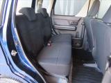 後部座席も身体をしっかりホ-ルドしてくれるのでロングドライブも快適です☆