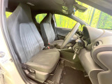 運転席シート廻りは使用感も少なく、良好な状態となっています。丁寧に使われていたことがよくわかりますね。