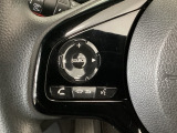 ステアリングリモコンは、運転中でも簡単に音量調整やチャンネル変更もできます!わき見運転防止にもつながるので安心です♪