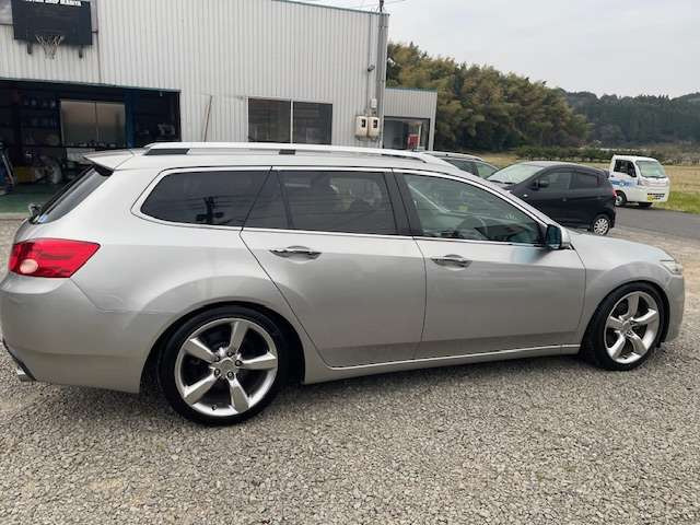 ホンダ アコードツアラー 2.4 24TL の中古車詳細 (111,000km, ブラン
