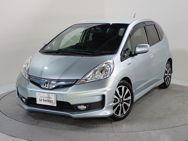 フィットハイブリッド 1.5 RS 