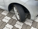 タイヤの溝もございます。