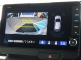 ★バックモニター搭載★ バック時目視しにくいクルマの周囲をカメラで映し出し、安全・安心駐車をサポート♪バックの苦手な方も後ろがハッキリ見えるので安心です☆