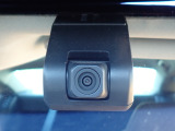 ◆【ドライブレコーダー】映像・音声などを記録する自動車用の装置です。もしもの事故の際の記録はもちろん、旅行の際の思い出としてドライブの映像を楽しむことができます。