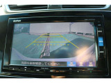 バックカメラが装備されています。縦列駐車やバックする際に映像をナビ画面で確認できますので車庫入れが苦手な方も安心できますよね♪