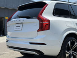 ◆バック/万が一を考え、安全性を重視する方に選ばれているVOLVO車。ドアを開閉するとその重み・厚みに驚くはず