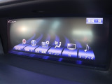 お車選びをお楽しみ頂けるよう、在庫車の展示スペースを十分に確保しております。