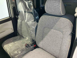 フロントシートです。ゆったり運転ができます。長距離ドライブもラクラク♪♪
