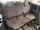 3列目シートはもちろん状態良好☆大人でもゆったりと座って頂けますので、大人数でのお出かけもラクラクです♪ご家族で、気の知れた仲間で、ドライブに行くのが楽しみですね♪
