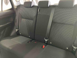 後部座席です。座り心地も足元もゆったり♪♪