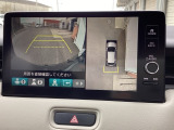 マルチビューカメラを搭載。これがあれば、前後左右も安心ですね。縦列駐車も見通しの悪い交差点も安心です。安全の為目視での確認もお願い致します