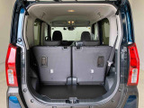 広々ラゲッジスペースです。いろんな荷物も積み込みしやすくなってます!!