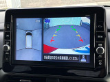 【アラウンドビューモニター】専用のカメラにより、上から見下ろしたような視点で360度クルマの周囲を確認することができます☆死角部分も確認しやすく、狭い場所での切り返しや駐車もスムーズに行えます。