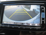 画質もキレイなバックモニター!車庫入れが苦手な方も運転が好きになるはず♪