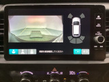 バックでの車庫入れも安心です! リアカメラが付いているバックモニター付のナビディスプレーを装備しております。バンパーについているソナーや、操作線もついており距離感も画面から確認できます。