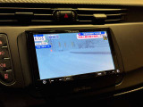 AppleCarPlay/Android Autoが接続可能!使い慣れたUIで表示してくれるので、直感的な操作が可能となっています!